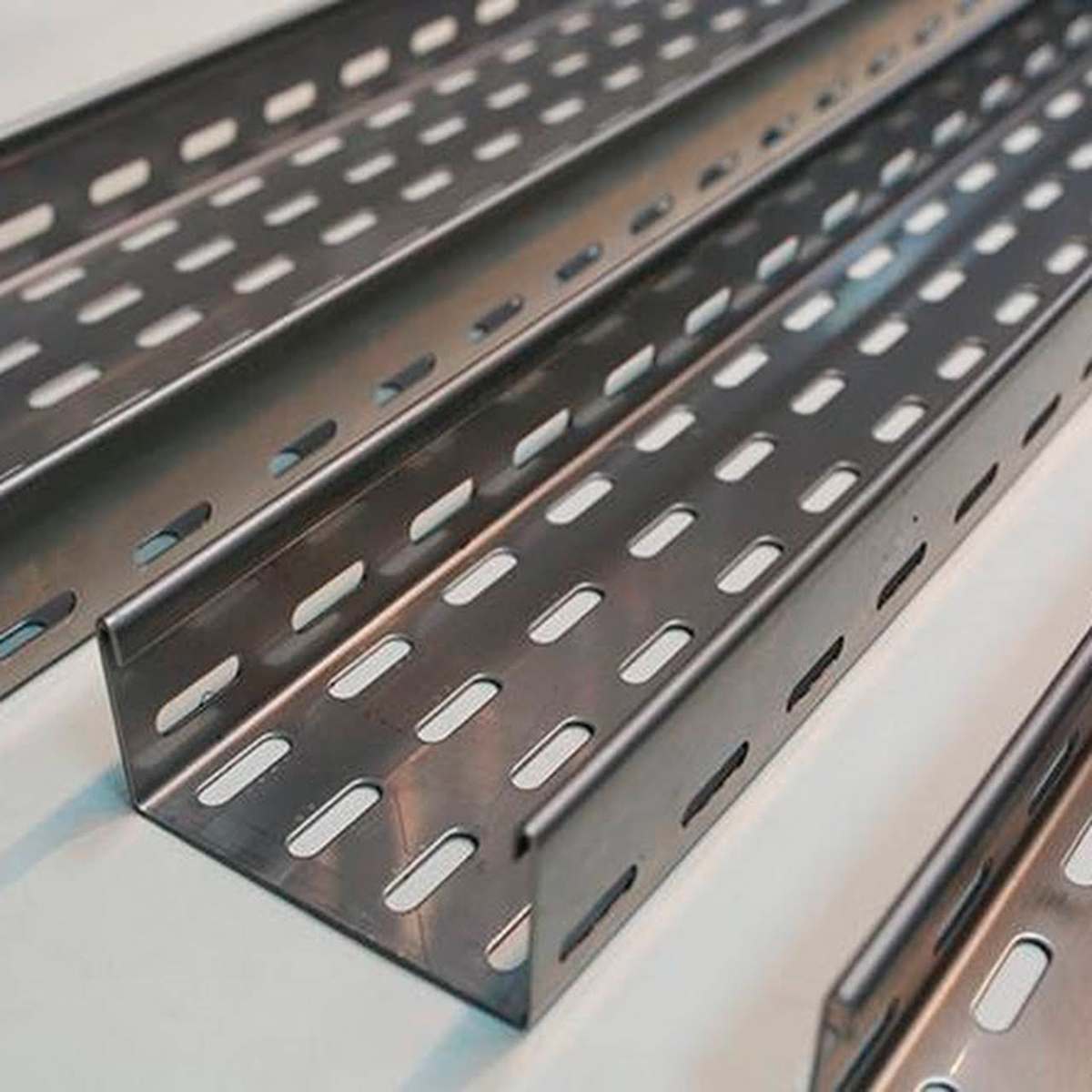 High-Quality Mild Steel Perforated Cable Tray Silver Color with Galvanized Coating for Industrial Use  Manufacturers in Bihar